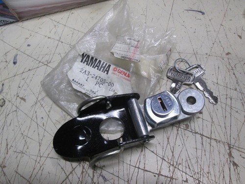 Yamaha oem seat lock 2 - oem,