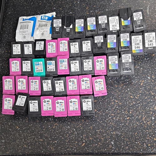 Empty ink cartridges hp - 47, 32