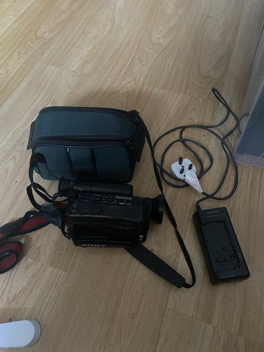 Sony handycam ccd tr55e - sony, ccd-tr55e