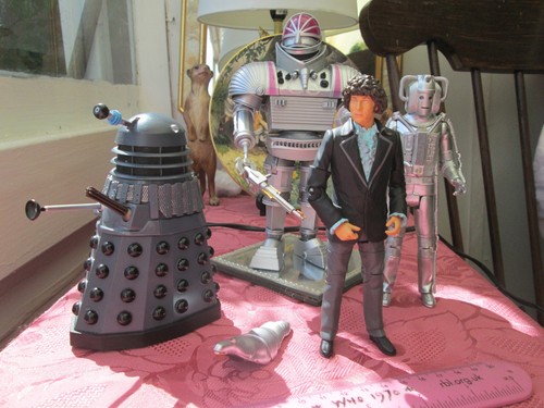 Doctor who figures - doctor, 4th