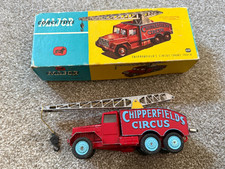 CORGI TOYS 1121 CHIPPERFIELD'S CIRCUS CRANE TRUCK - VERY GOOD in original BOX