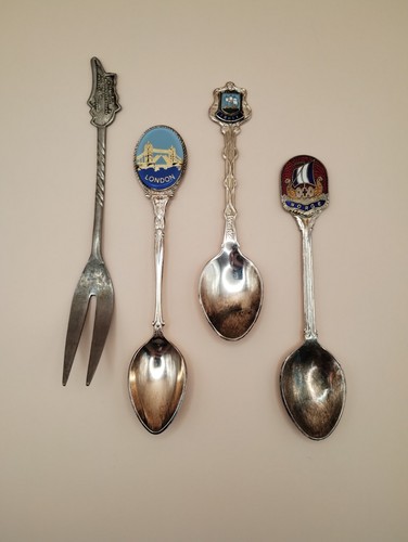 Collectable souvenir spoons - x4,