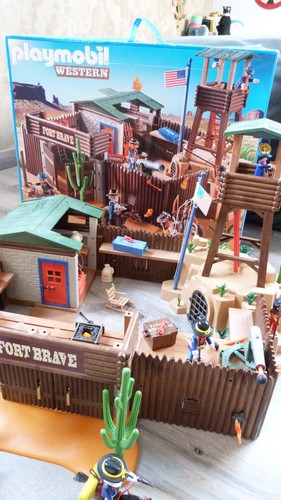 Playmobil western fort - fort, brave