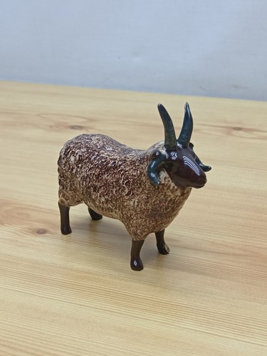 Vintage shebeg pottery manx - shebeg,