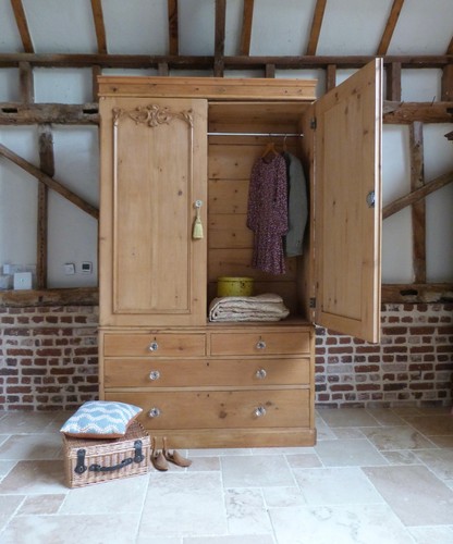 Large victorian pine - large,