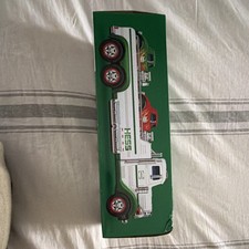 Hess 2022 Flatbed Truck with