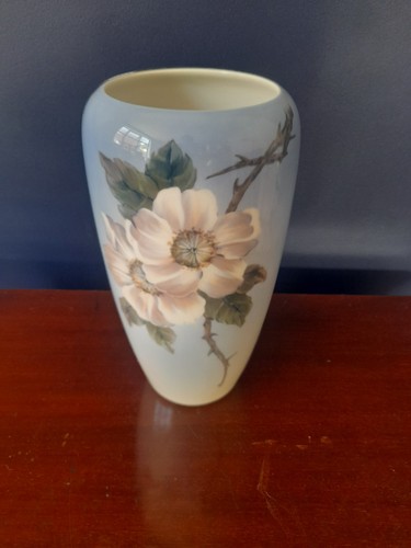 Royal copenhagen vase 2630 - copenhagen,