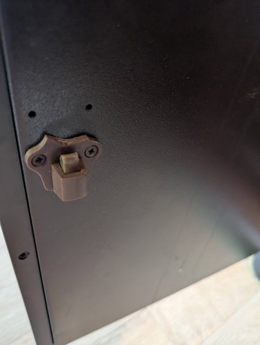 Genuine door catch with - door,