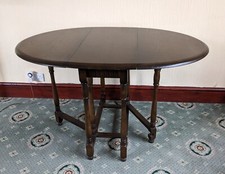 Priory Oval Dining Table