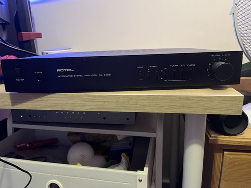 Rotel 840 integrated - ra, b