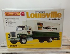 1/25  AMT/MATCHBOX  FORD