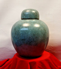 VINTAGE CHINESE GINGER JAR