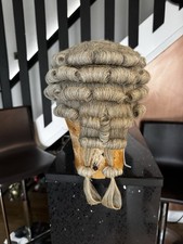 Frizz top bar Wig In grey   vintage.