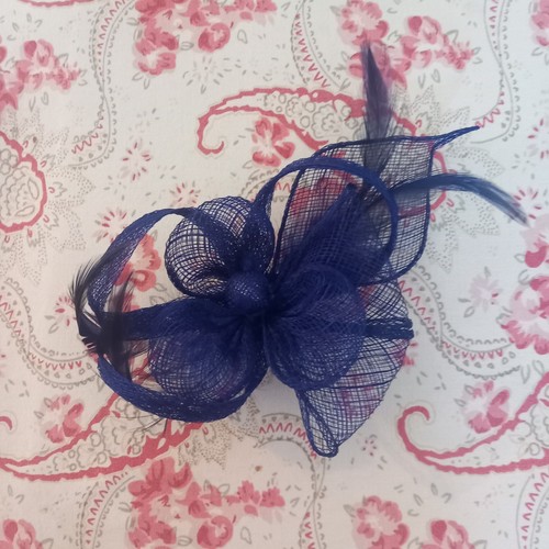 Blue fascinator with option - fascinator,