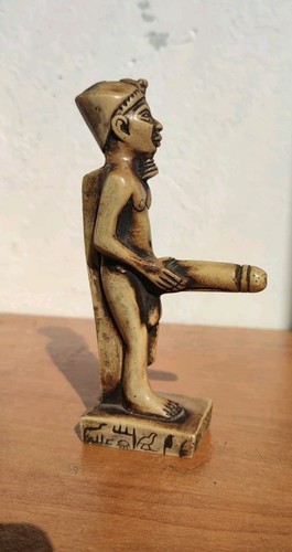 Unique altar statue - statue, of