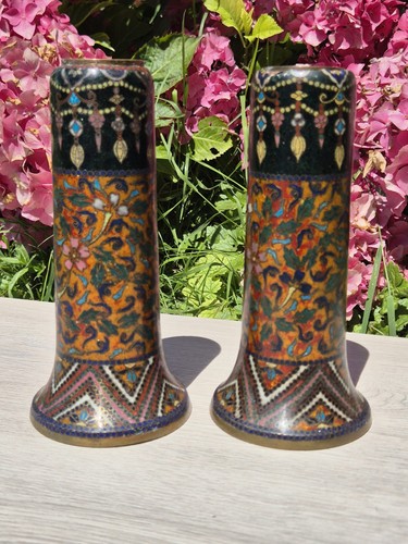 Very rare pair japanese - very,