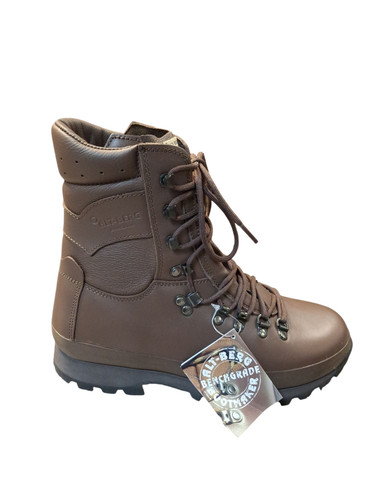 Altberg defender boots brown