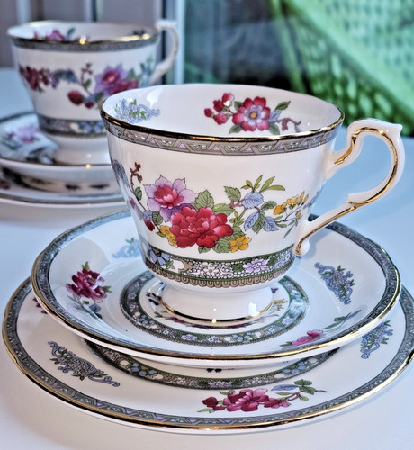 Paragon vintage tea - vintage, tree