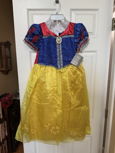Disney snow white costume and - snow,