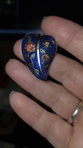 Vintage cloisonne heart - cloisonne, scarf