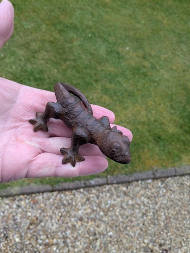 Vintage metal lizard - vintage,