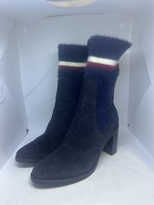 Tommy Hilfiger - Tommy Jeans 