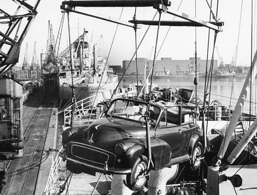 Morris minor convertible - minor,