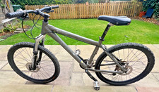 Giant XTC SE Mountain Bike Medium Frame, Silver Grey