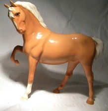 BESWICK HORSE  PALOMINO HEAD
