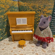 Sylvanian Families ANGELINA BALLERINA  MISS QUAVER AND HER PIANO