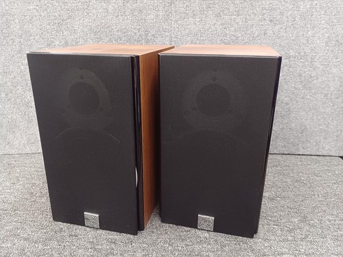 Dali bookshelf speakers - dali,