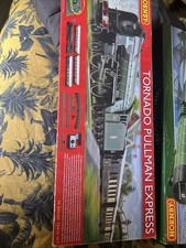 Tornado Pullman Express set