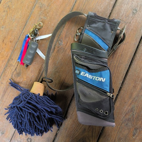 Easton archery quiver - quiver,