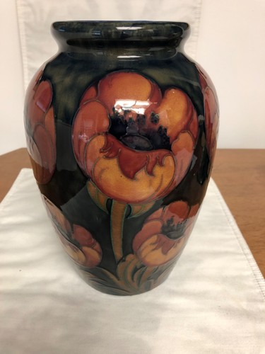 Moorcroft pottery poppy - moorcroft,