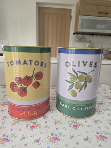 Retro utensil tin holder - retro,