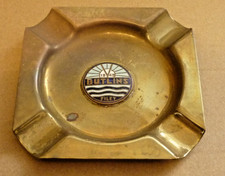 VINTAGE ENAMEL BADGE BUTLINS