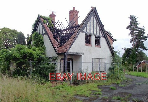 Photo derelict house in - ,