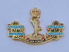 RCS BRITISH ARMY POLICE ROYAL CORPS OF SIGNALS REMEMBRANCE VETERAN RUC pin badge
