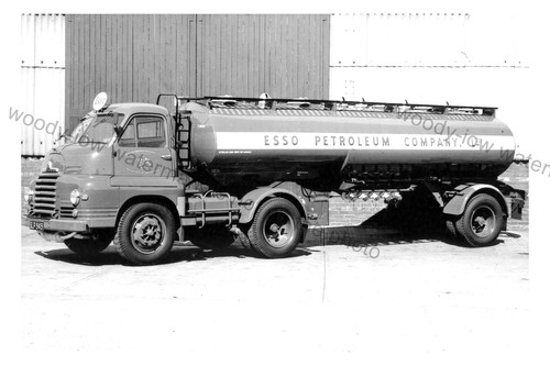 Cv089 esso petroleum - -,