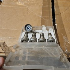 Renault Megane Scenic 2002-2009 Locking Wheel NUT Set KEY