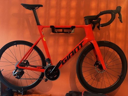 Mens carbon road bike giant - road,