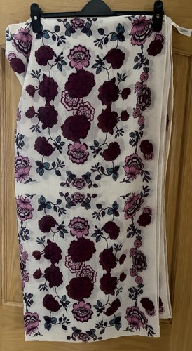 Floral atmosphere burgundy - atmosphere,