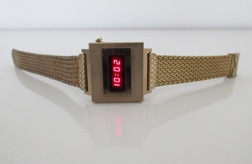 Men gold base metal - men's,
