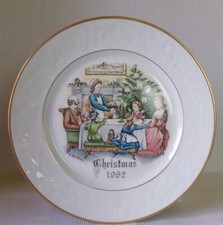 ROYAL WORCESTER CHRISTMAS