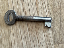 1900s small furniture style