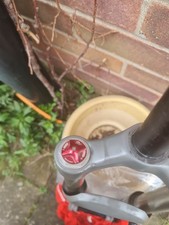 Fox 32 Float R 26” Forks 1