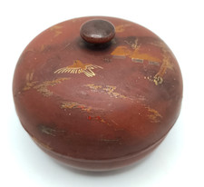 VINTAGE CHINESE LACQUERED ROUND LIDDED BOX. PAINTED DECORATION RUBBED 5.5" DIAM
