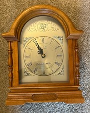Danbury Clock Co. Tempus Fugit