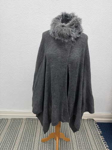 Marks and spencer poncho - and,