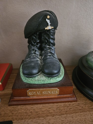 Royal signals boots and - signals,